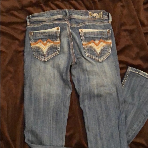 Blue jeans - Picture 3 of 3